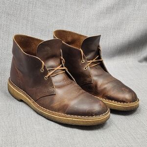 Clarks Original Brown Leather Distressed Condition Chukka Style Boots. 10.5 Men